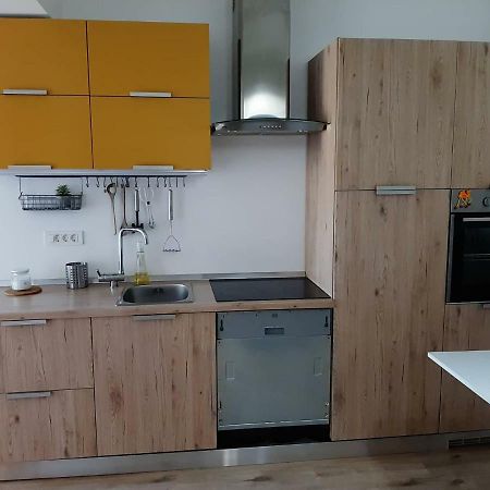 Zoe Apartment Марибор Экстерьер фото