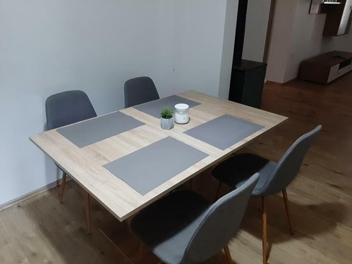 Zoe Apartment Марибор Экстерьер фото